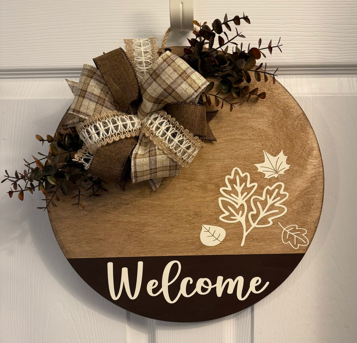 Fall leaves welcome brown