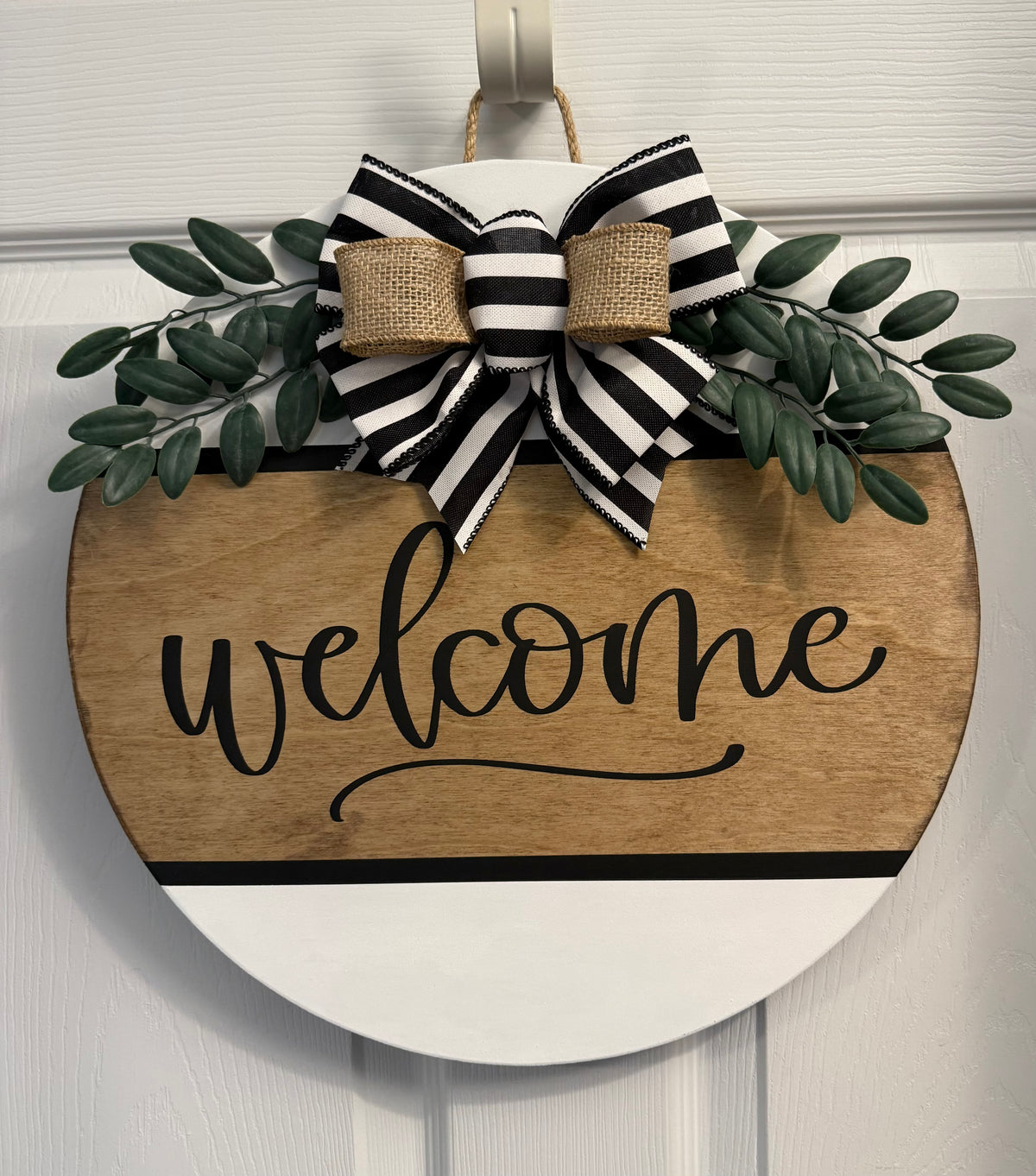 welcome black/white