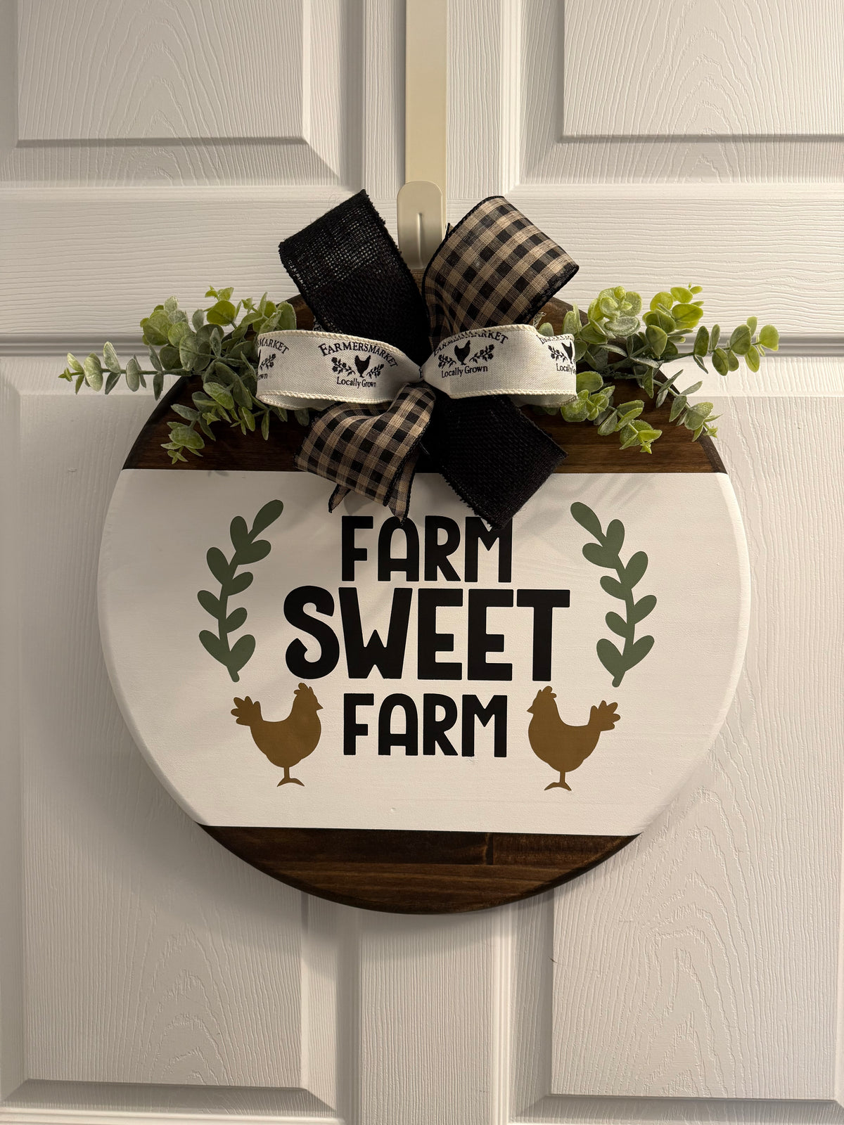 Farm sweet farm chickens