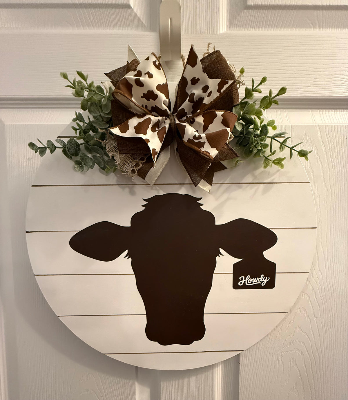 Brown cow Howdy